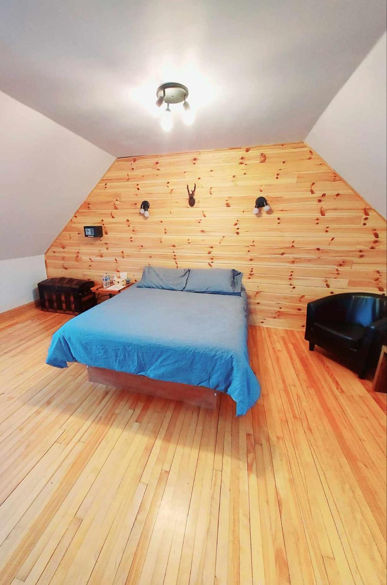 Auberge Le P'Tit Bonheur Saint-Laurent-de-l'ile d'Orleans Екстериор снимка